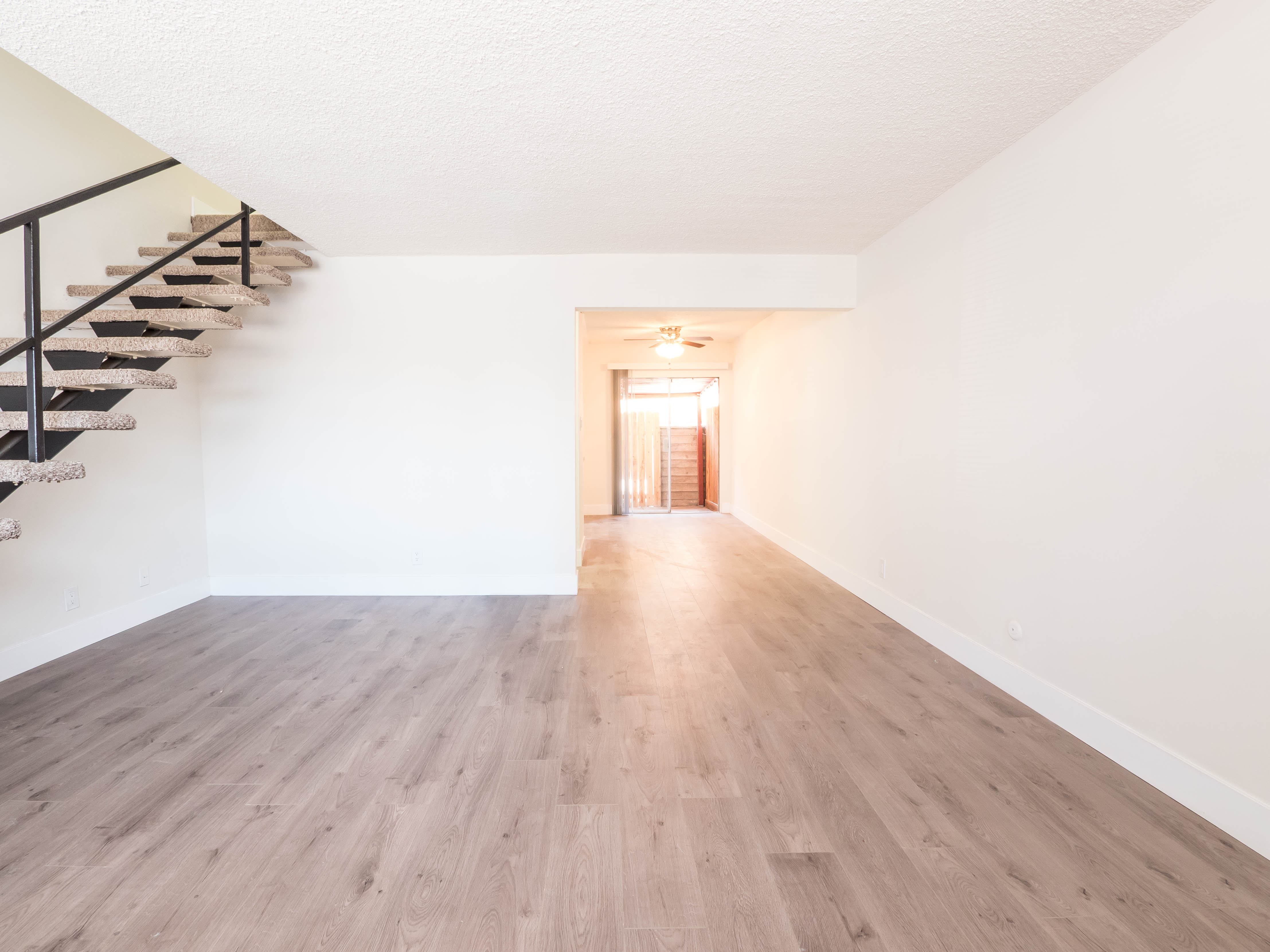 Eagle Rock Townhouse | Patio Space | Washer & Dryer In Unit