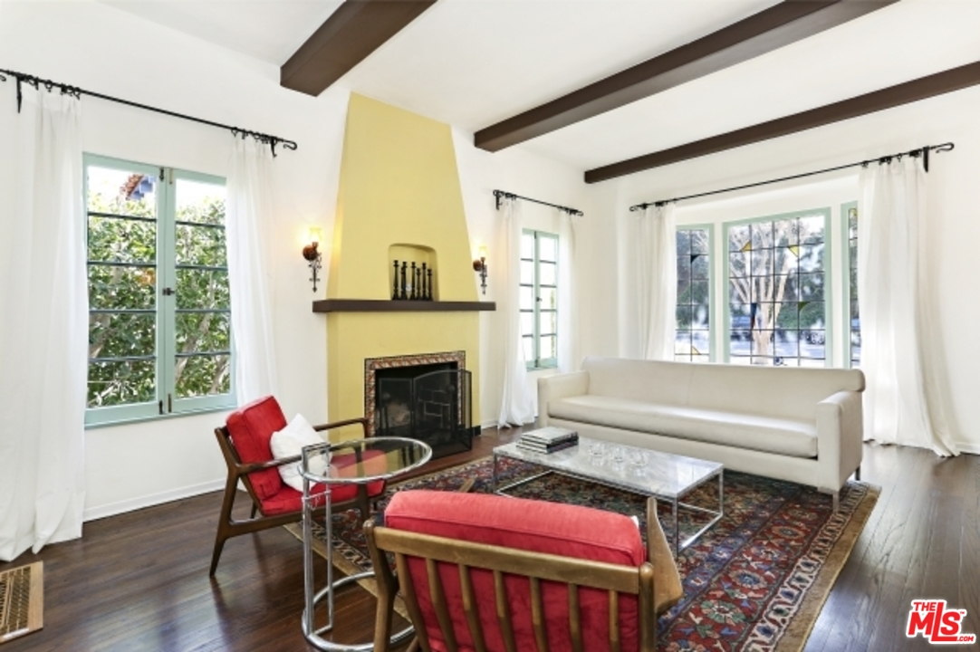 Gorgeous 1930's Spanish in highly sought after Glen Oaks Canyon