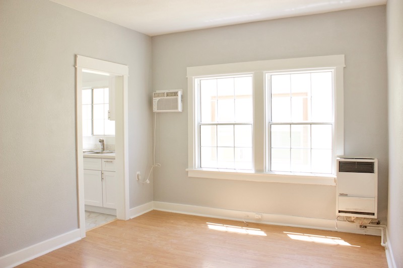 FRESHLY RENOVATED MODERN STUDIO| UPPER UNIT | BLOCKS FROM LA LIVE | CLOSE TO TRANSPORT
